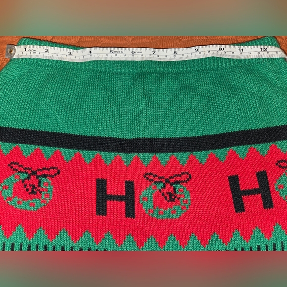Christmas knit sweater skirt by Merry Wear Green,Red, and Black Size Medium - Picture 5 of 5